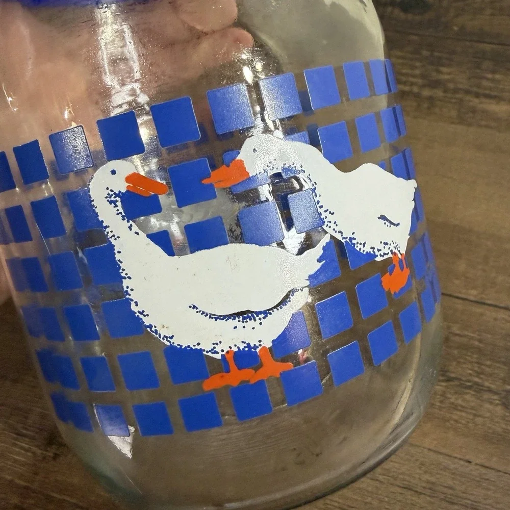Vintage CARLTON GLASS USA 1 Liter Blue Checked Geese Ducks Canister 1982
